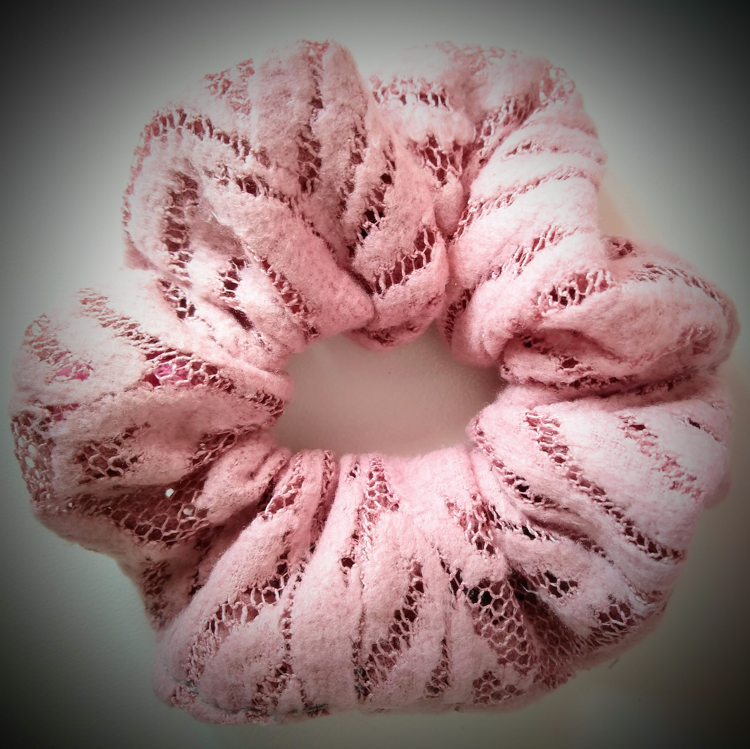 Schleifen-Scrunchie Rosa Spitze