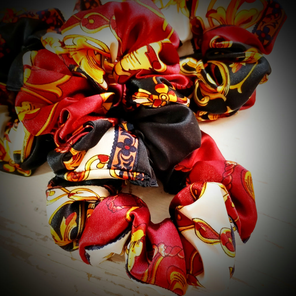 Scrunchie Rot/ Schwarz / Beige / Gold Satin
