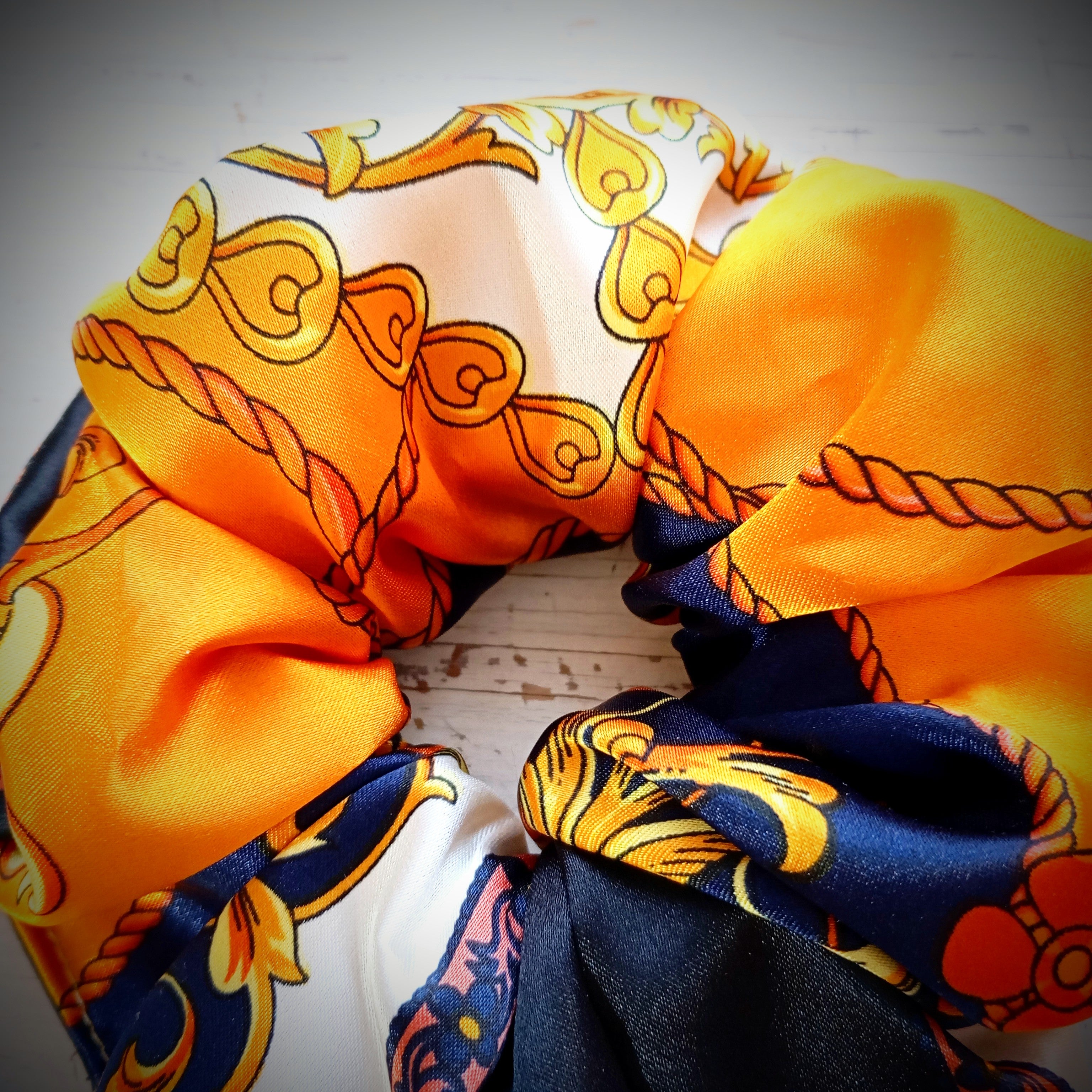 Scrunchie Orange-gemustert Satin edel