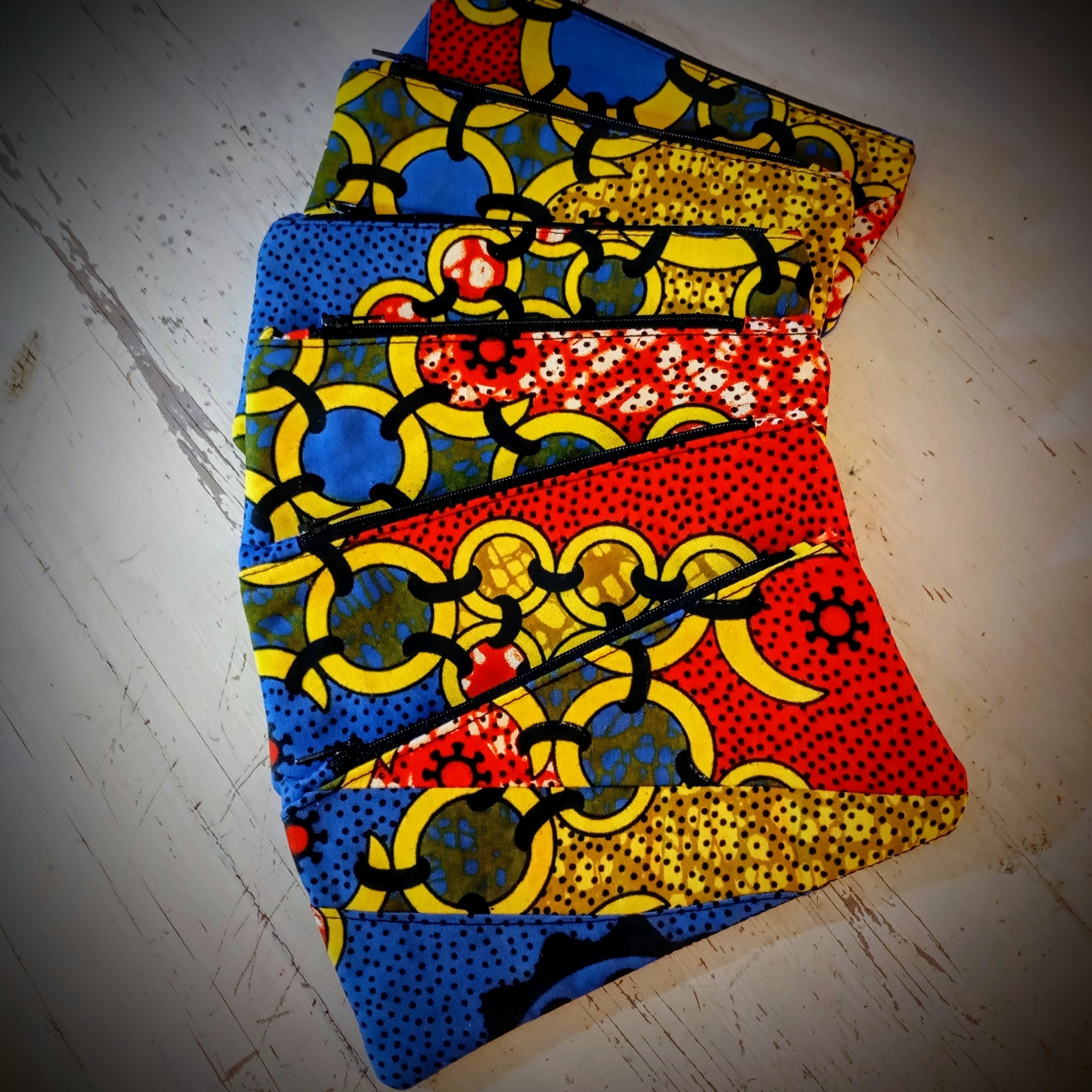 Kosmetik-Tasche Rot Blau Gelb Schwarz Ankara-Fabric