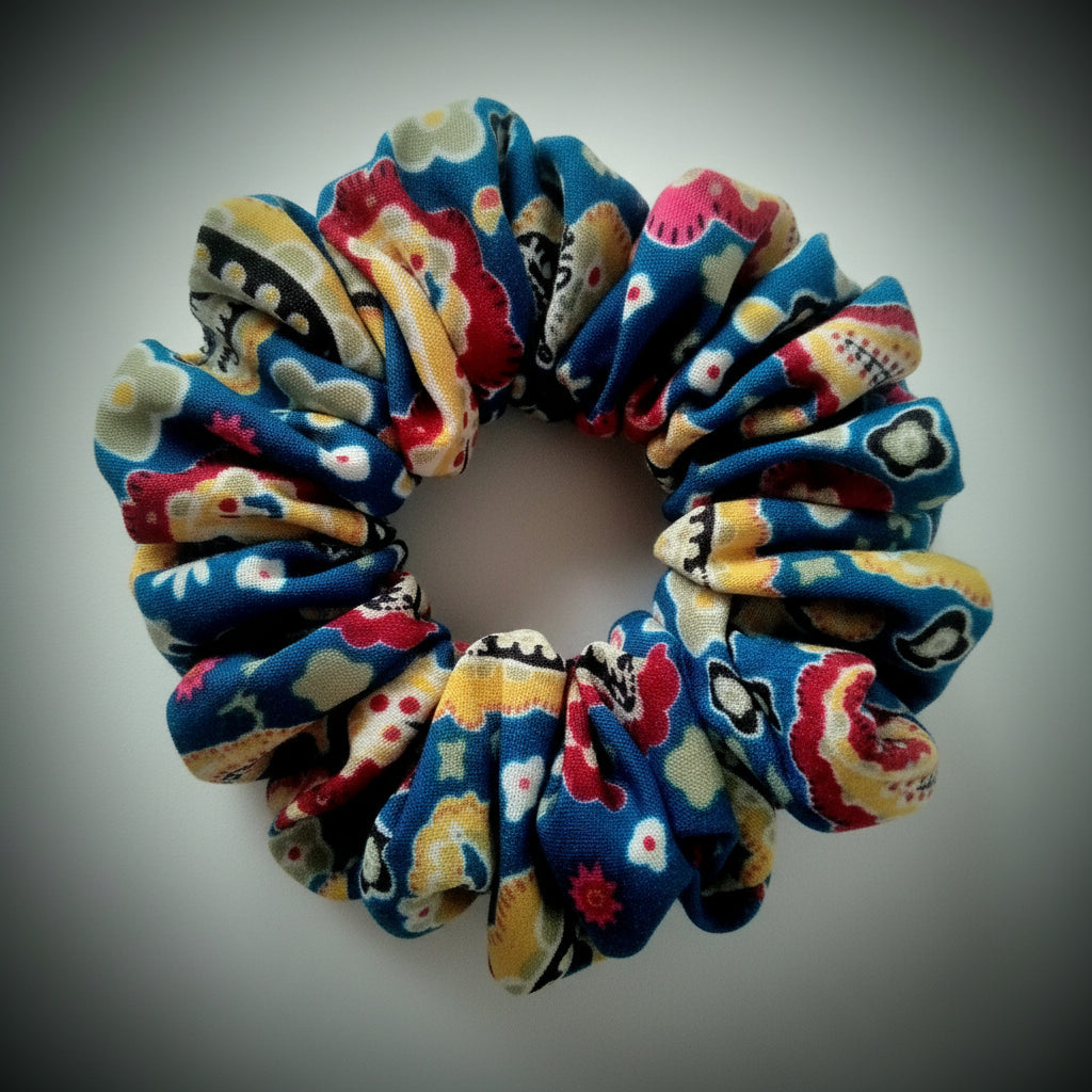 Handgefertigtes Scrunchie Jeansblau-curryfarben gemustert Viscose